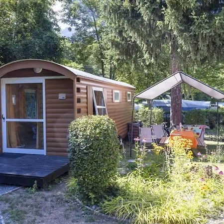 A La Rencontre Du Soleil - Camping Le Bourg-dʼOisans Exterior foto