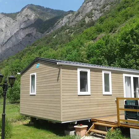 A La Rencontre Du Soleil - Camping Le Bourg-dʼOisans Exterior foto