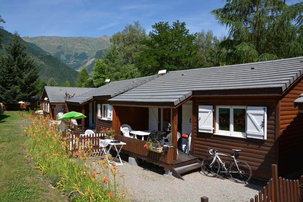 Campsite A La Rencontre Du Soleil - Le Bourg-d'Oisans
